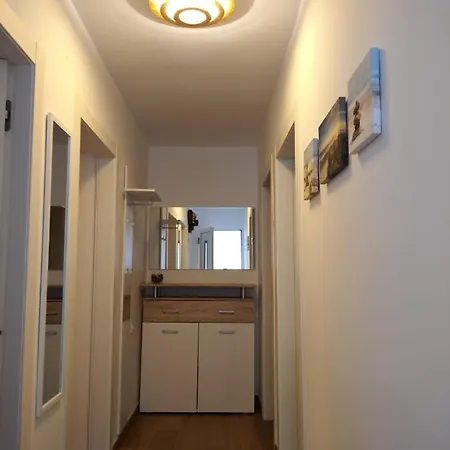 Vida - Amazing Place With Garden And Terrace Apartament